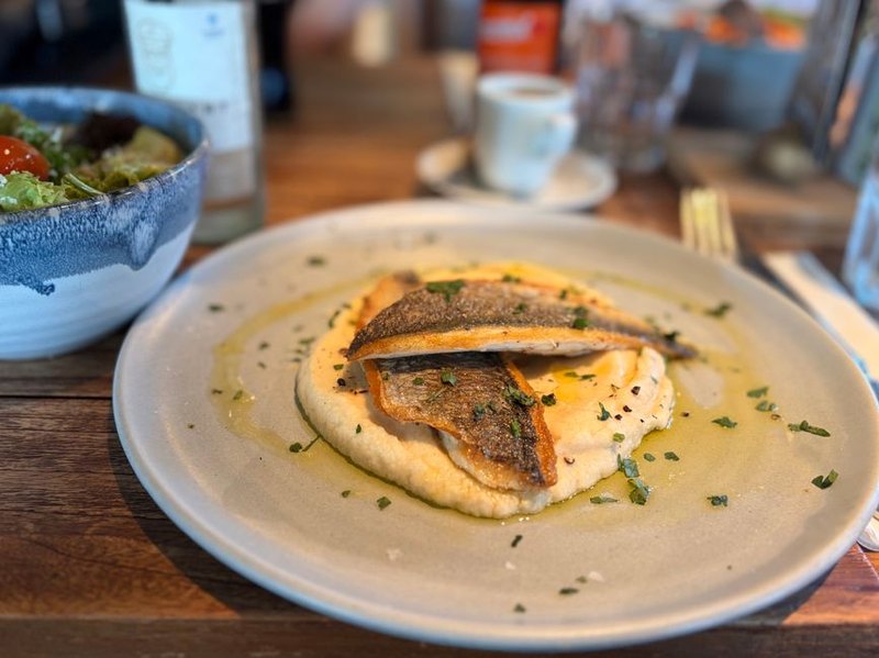 Loup de mer en croûte